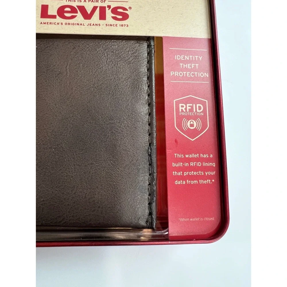 Levi's Bifold Wallet Mens NS Brown RFID Protection Leather Accessory Gift Tin A5
